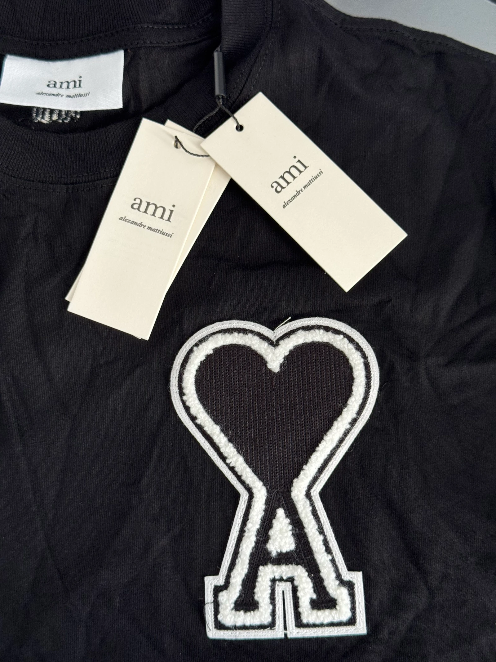 T-shirt AMI Paris noir – Logo Ami de Cœur – photo 3